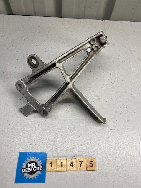 Honda CBR250R MC19 L/H Pillion Foot Rest & Bracket