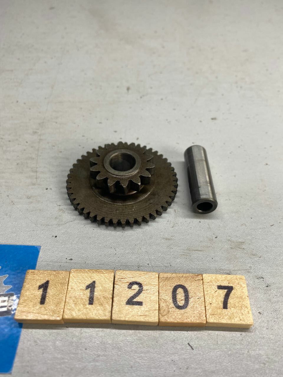Suzuki GSX250F Across GSX400R Starter Gear & Pin 12611-38400 09206-13007