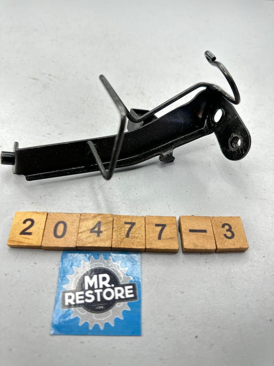Honda CBR250R MC19 R/H Upper Cowl Stay 64520-KY1