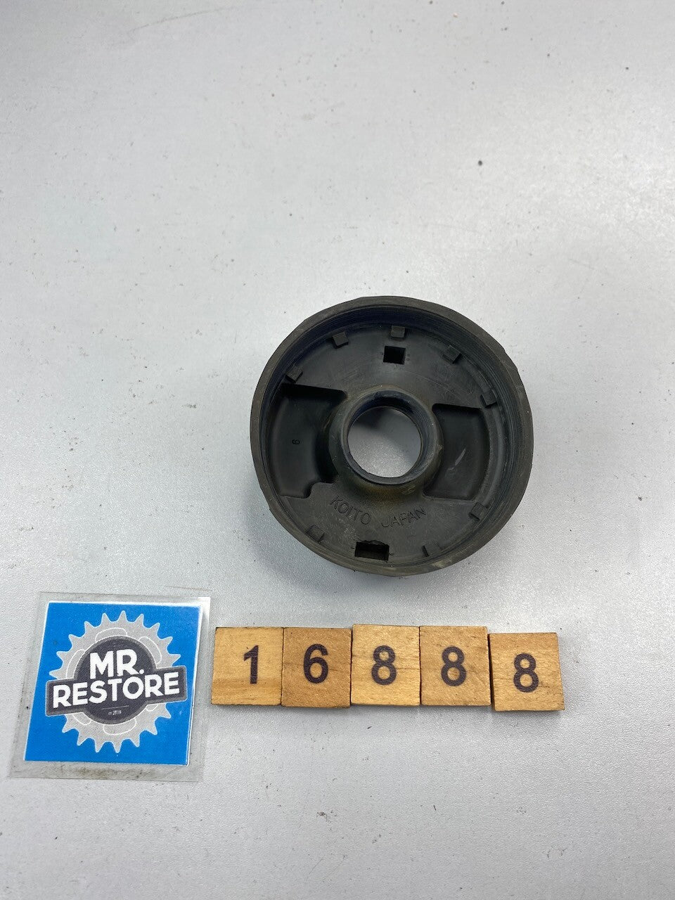 Yamaha YZF750 FZR1000 XVS XT250 DT230 etc. Headlight Socket Covers 4JG-84397