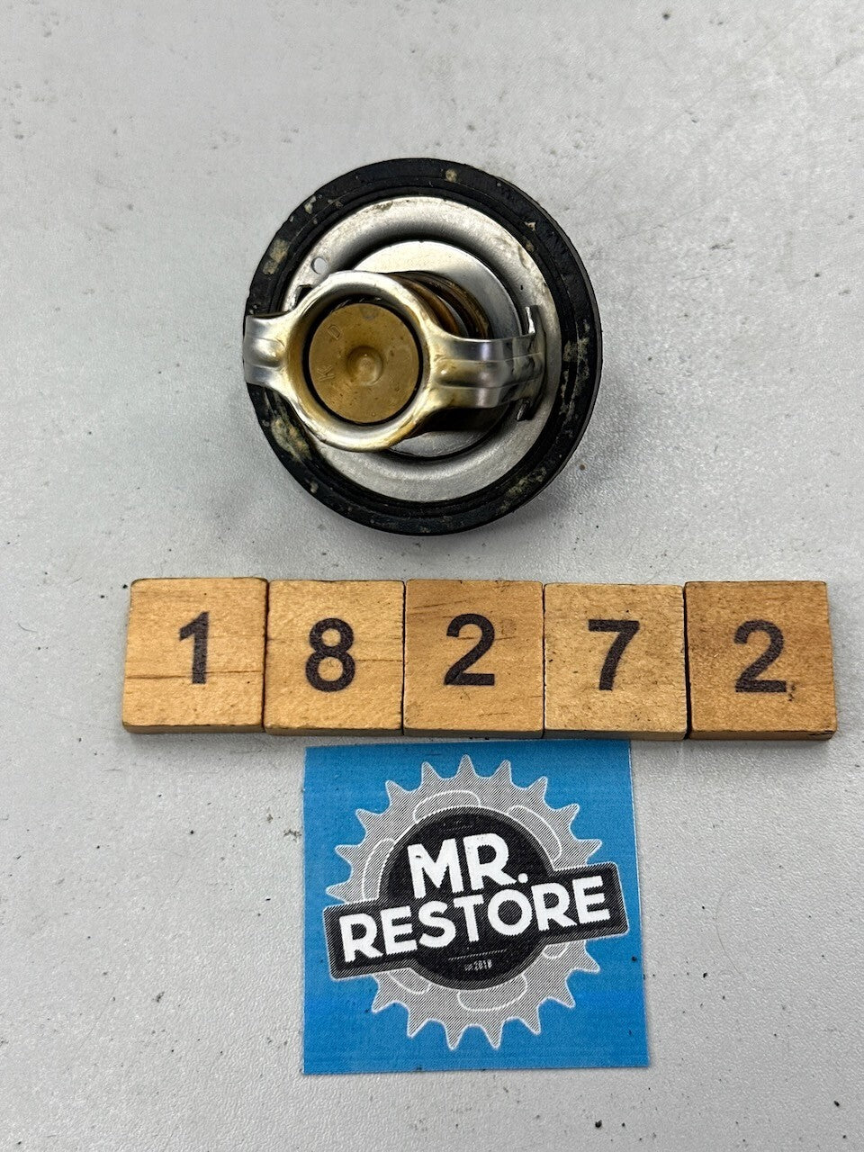 Yamaha RD500LC RZ500 TDR250 TZR250 Thermostat 47X-12411 (tested)