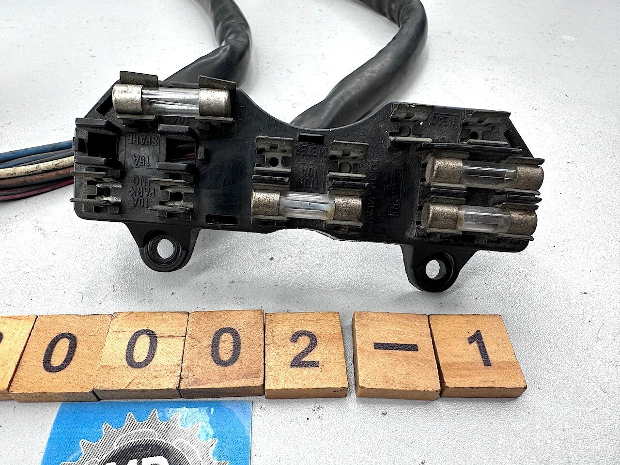 Honda VF1000 F Interceptor  Fuse Box 38200-MB6-005