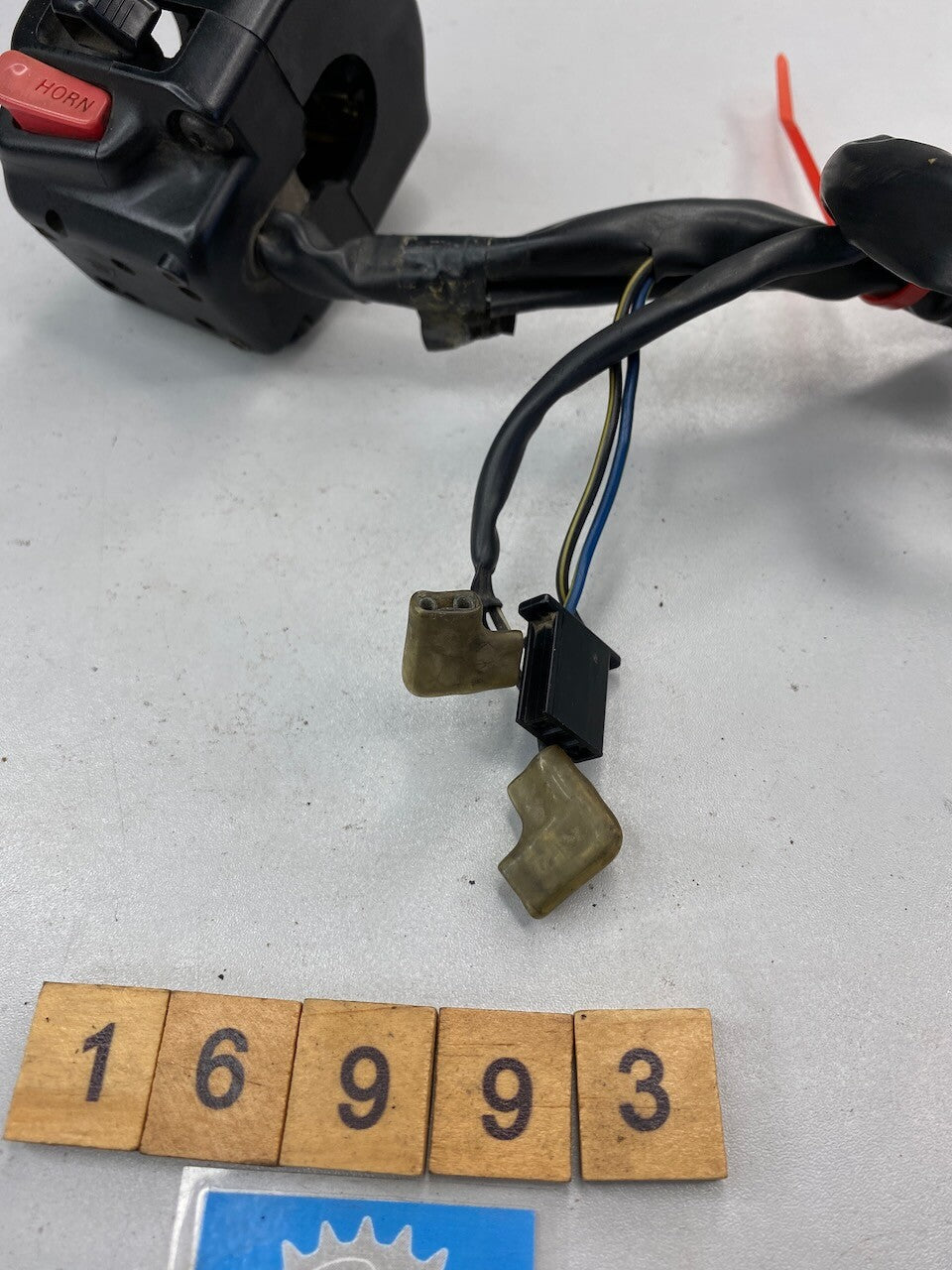 Yamaha FZR1000 YZF750 L/H Handlebar Switch 3LK-83973-10