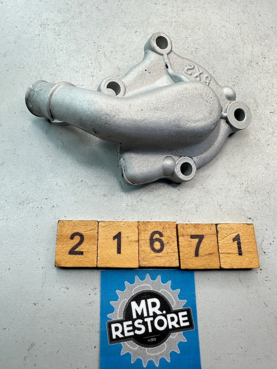 Yamaha YZ80 1982-83 Water Pump Housing Cover 5X2-12422