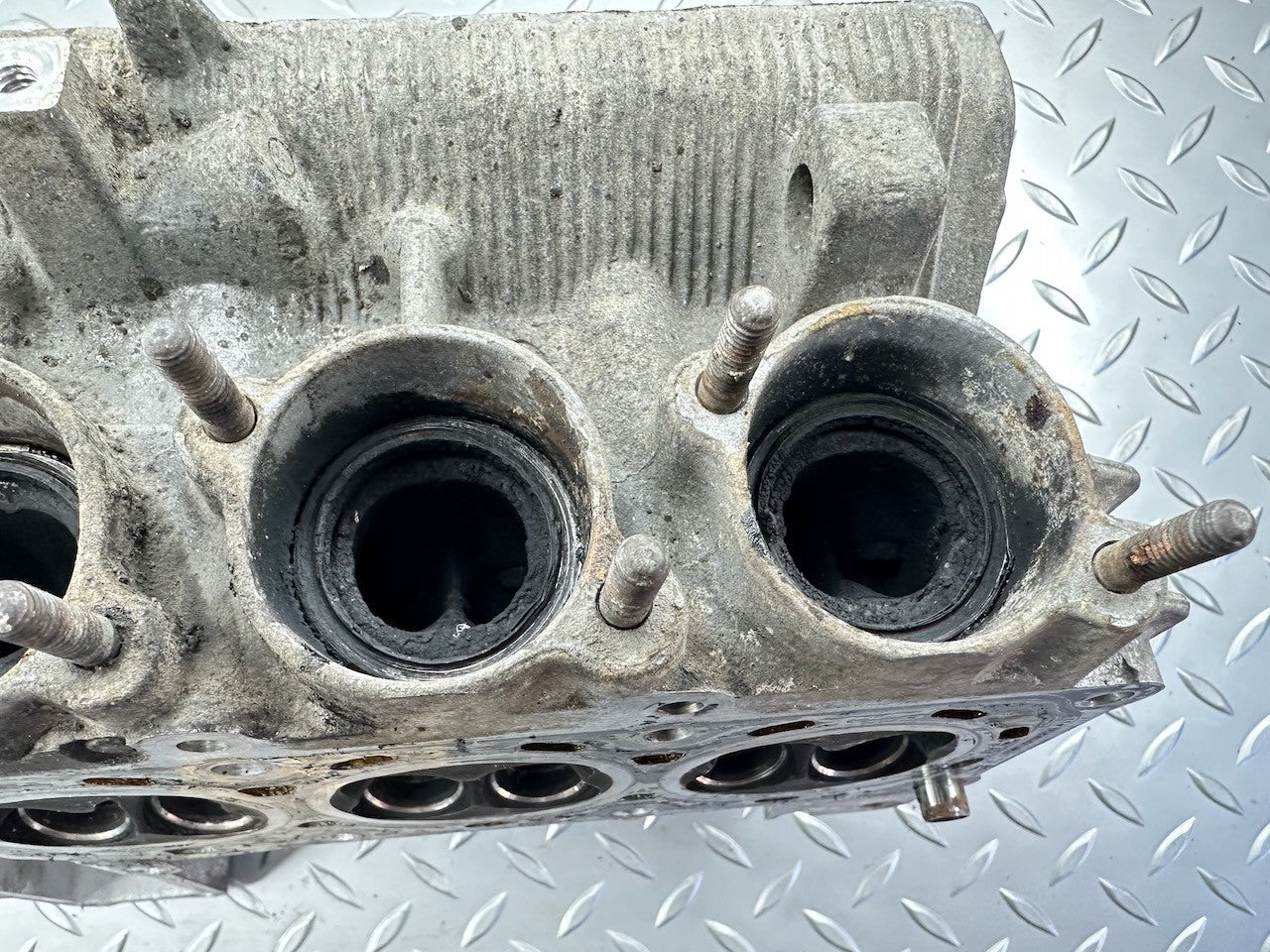 Honda CBR250R MC19 KY1 Cylinder Head