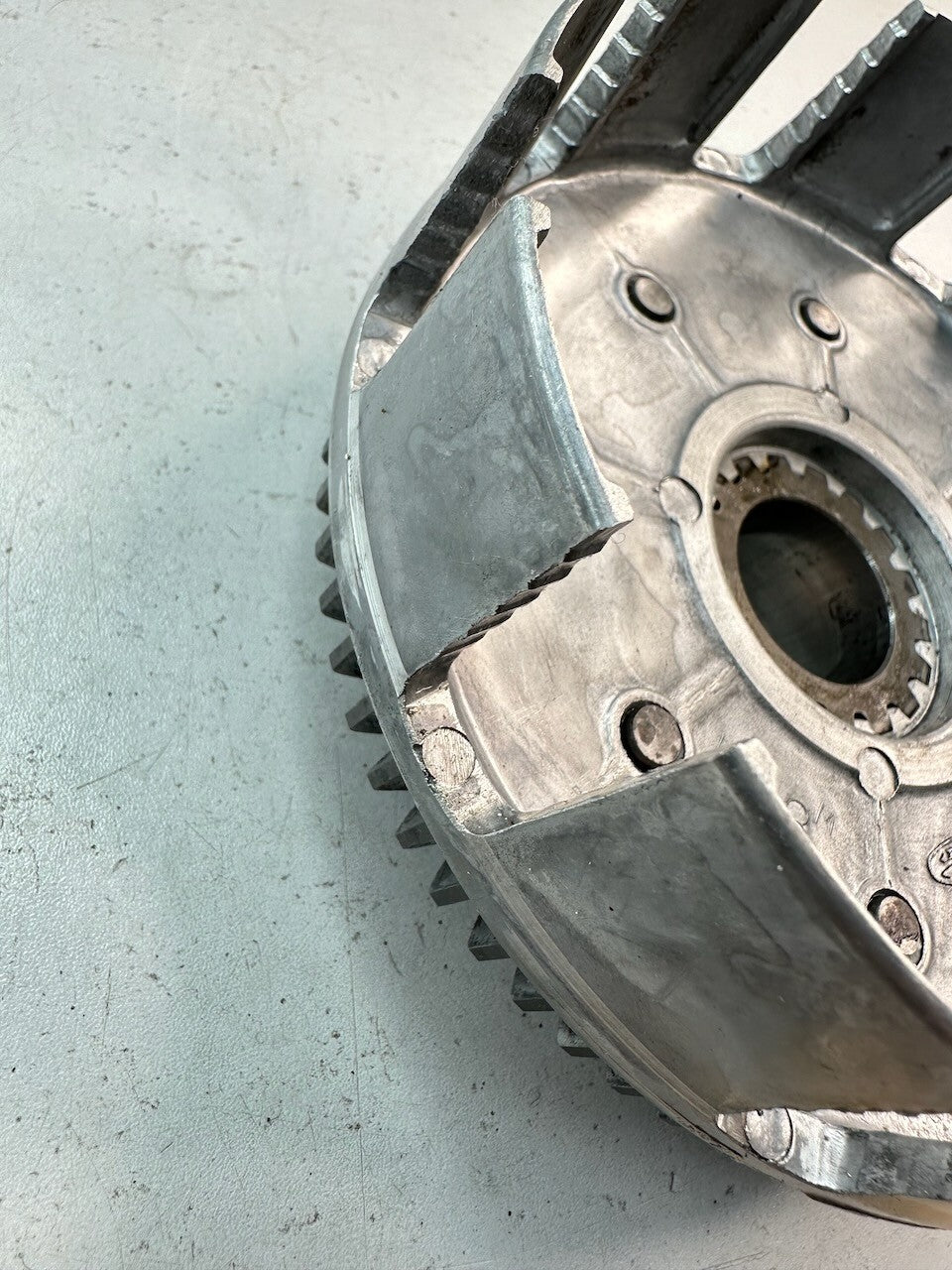 Honda CR125R 1984 Outer Clutch Basket 22100-KA3-740