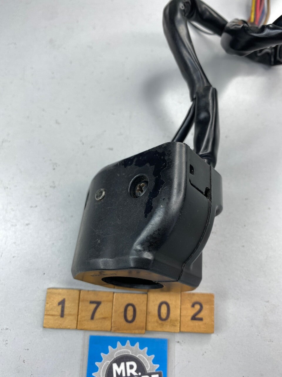 Kawasaki KR250 R/H Handlebar Switch