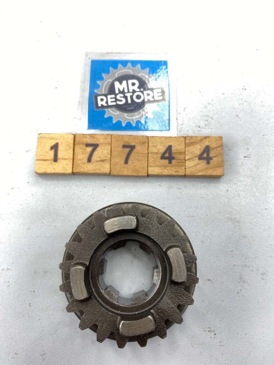 Honda XL500 XR500 Transmission Mainshaft 3rd Gear (20T) 23441-MA0