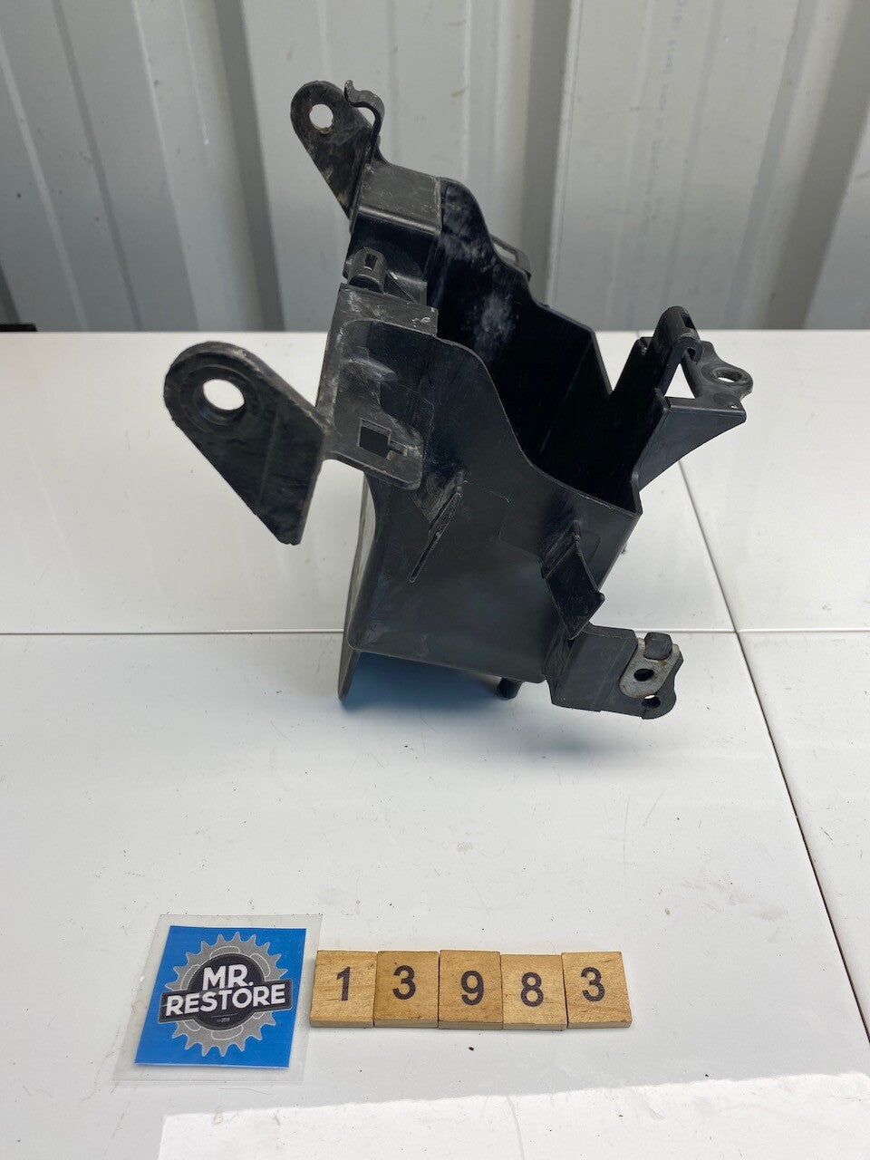 Honda CBR250RR MC22 Battery Holder Box 50325-KAZ