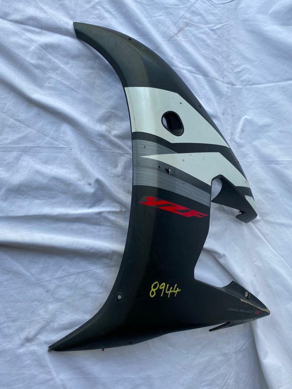Yamaha R6 YZF 03-05 L/H Fairing Panel Mid 5SL-2835U Black