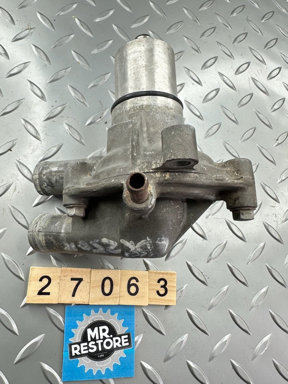 Honda CBR250RR CBR250R MC22 MC19 Water Pump 19200-KY1  19200-KY1-000
