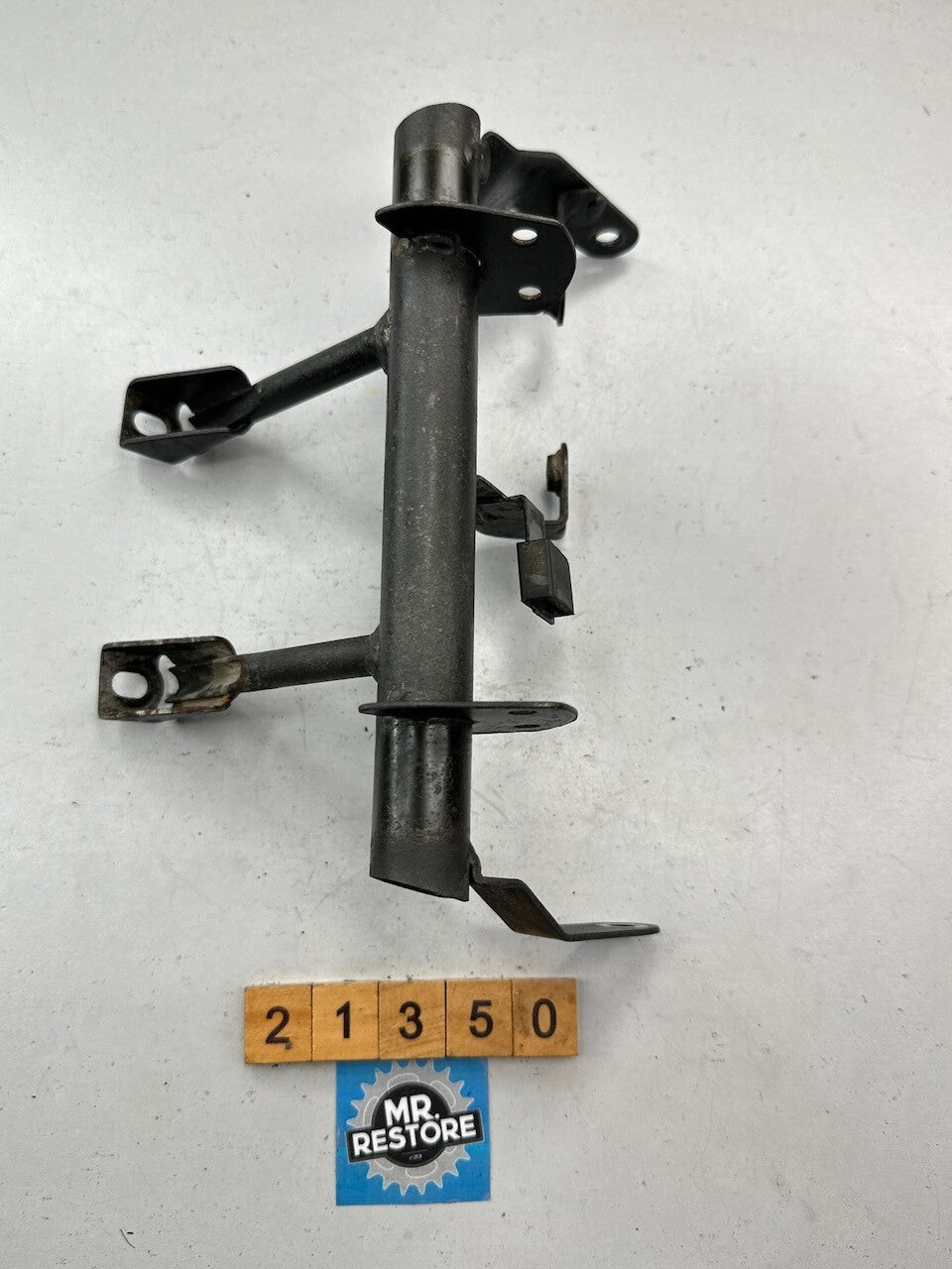 Yamaha TZR250 1986-88 1KT 2MA Fuel Tank Stay 1 Bracket - 1KT-24115