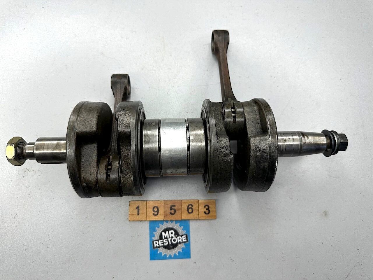 Yamaha TZR250 1986-88 1KT 2MA Crankshaft Assy. 1KT-11400