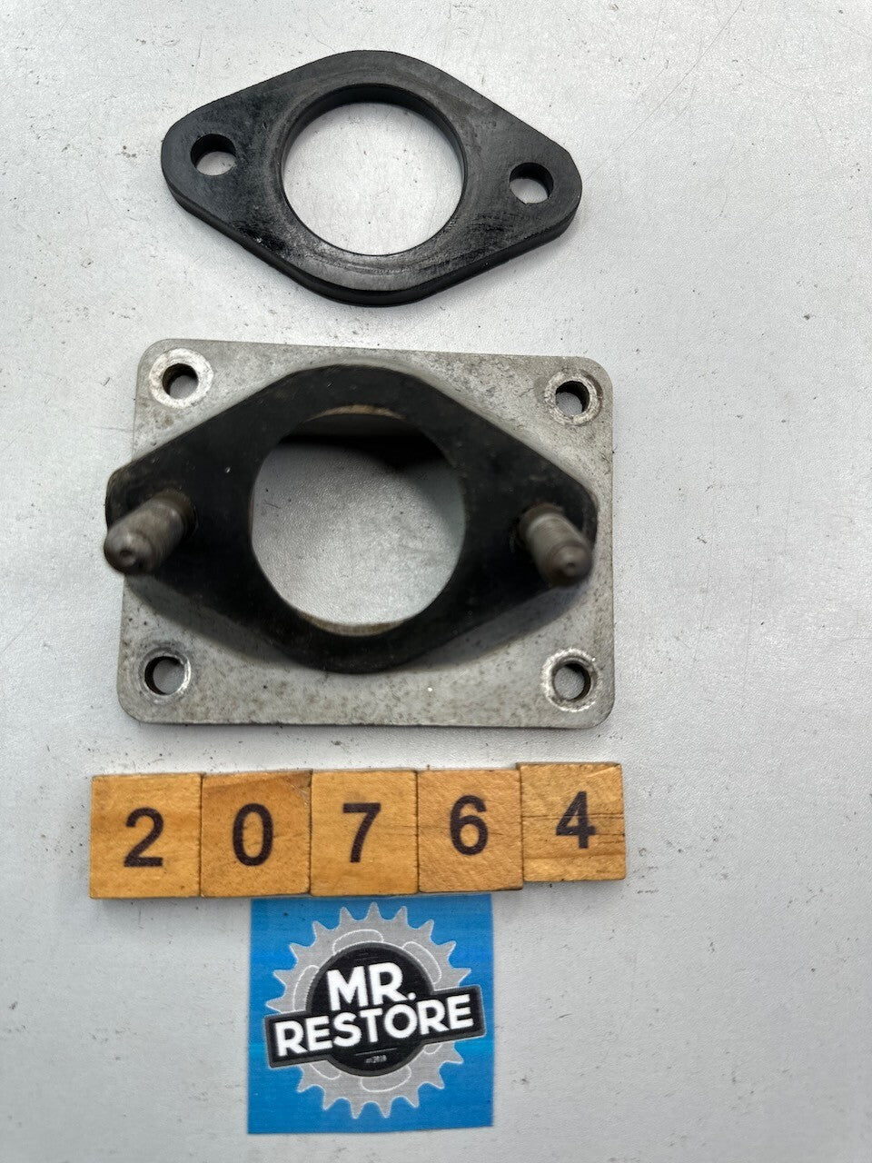 Yamaha DT2 DT3 RT2 RT3 Carburettor Joint 311-13565
