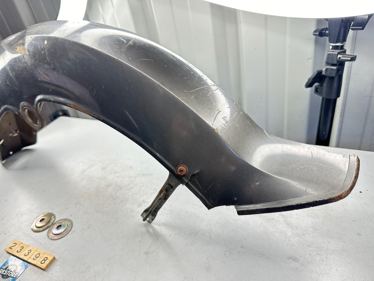 Yamaha V70 V80 V90 Front Mudguard Fender & Bracket (damaged)