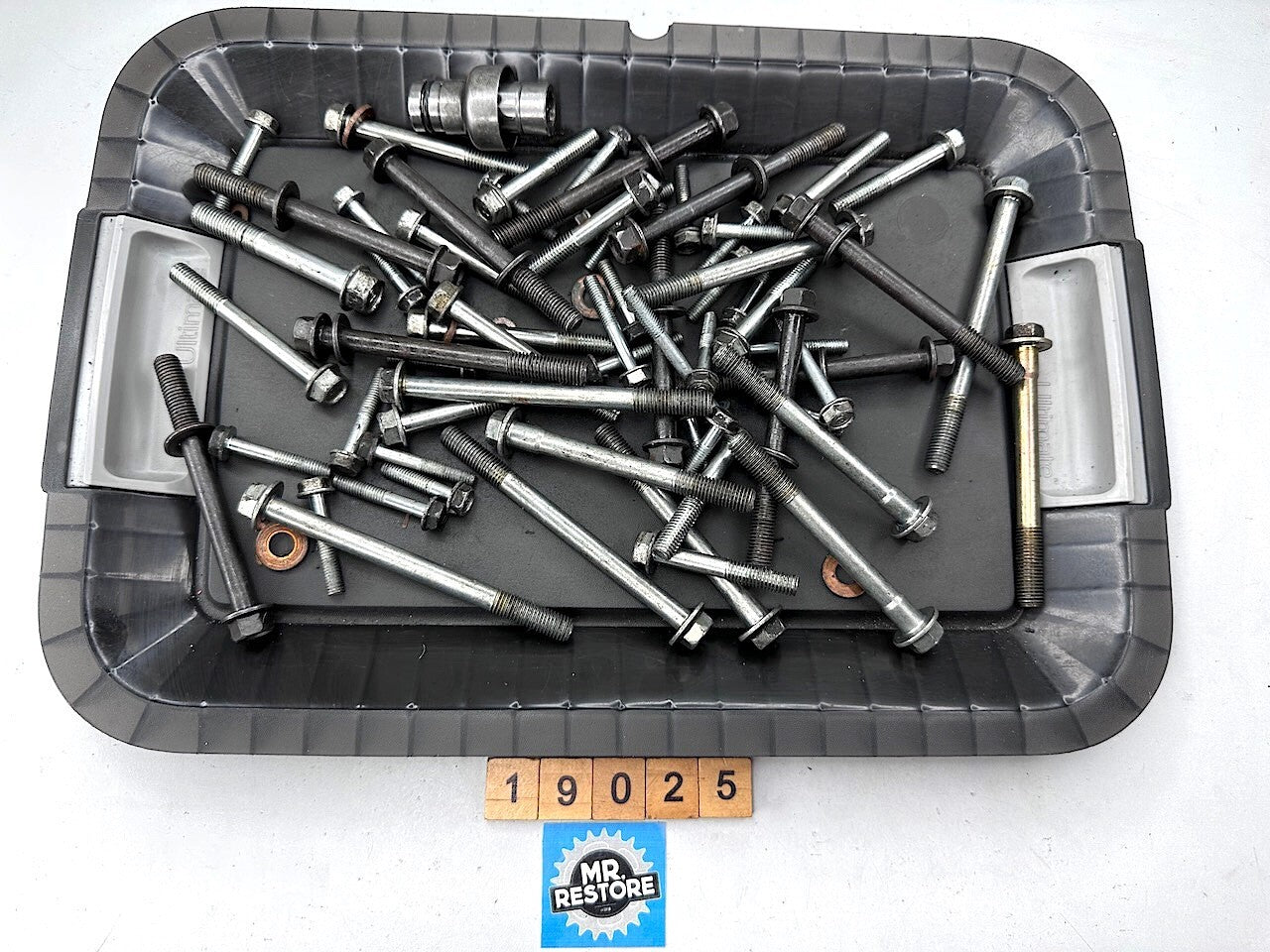 Honda CBR900RR 929 Fireblade Engine Bolts