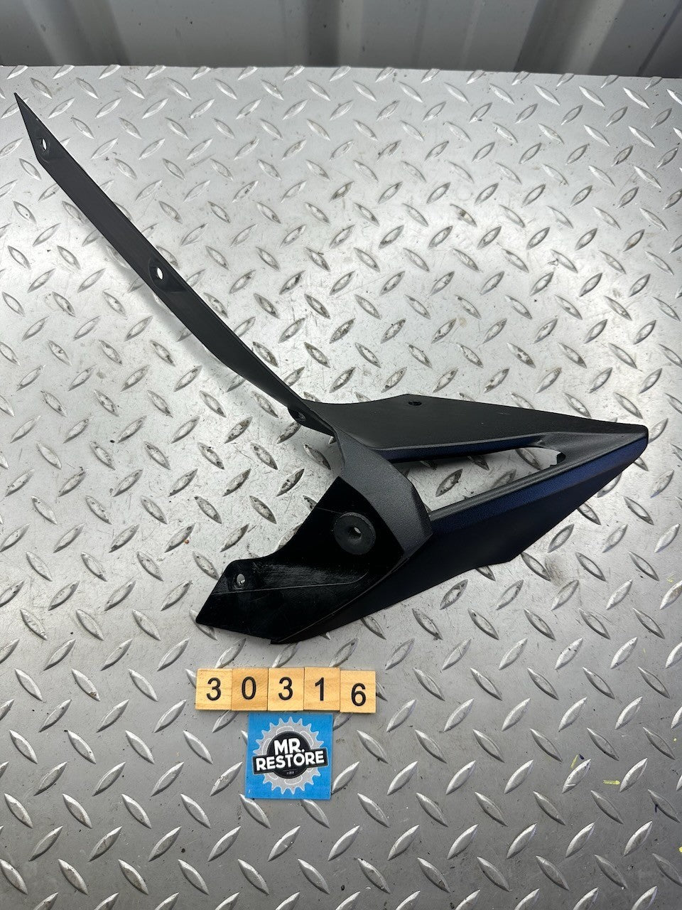 Kawasaki KLZ1000 Versys 1000 2019 Upper Left Fairing Panel Trim 55028-0682