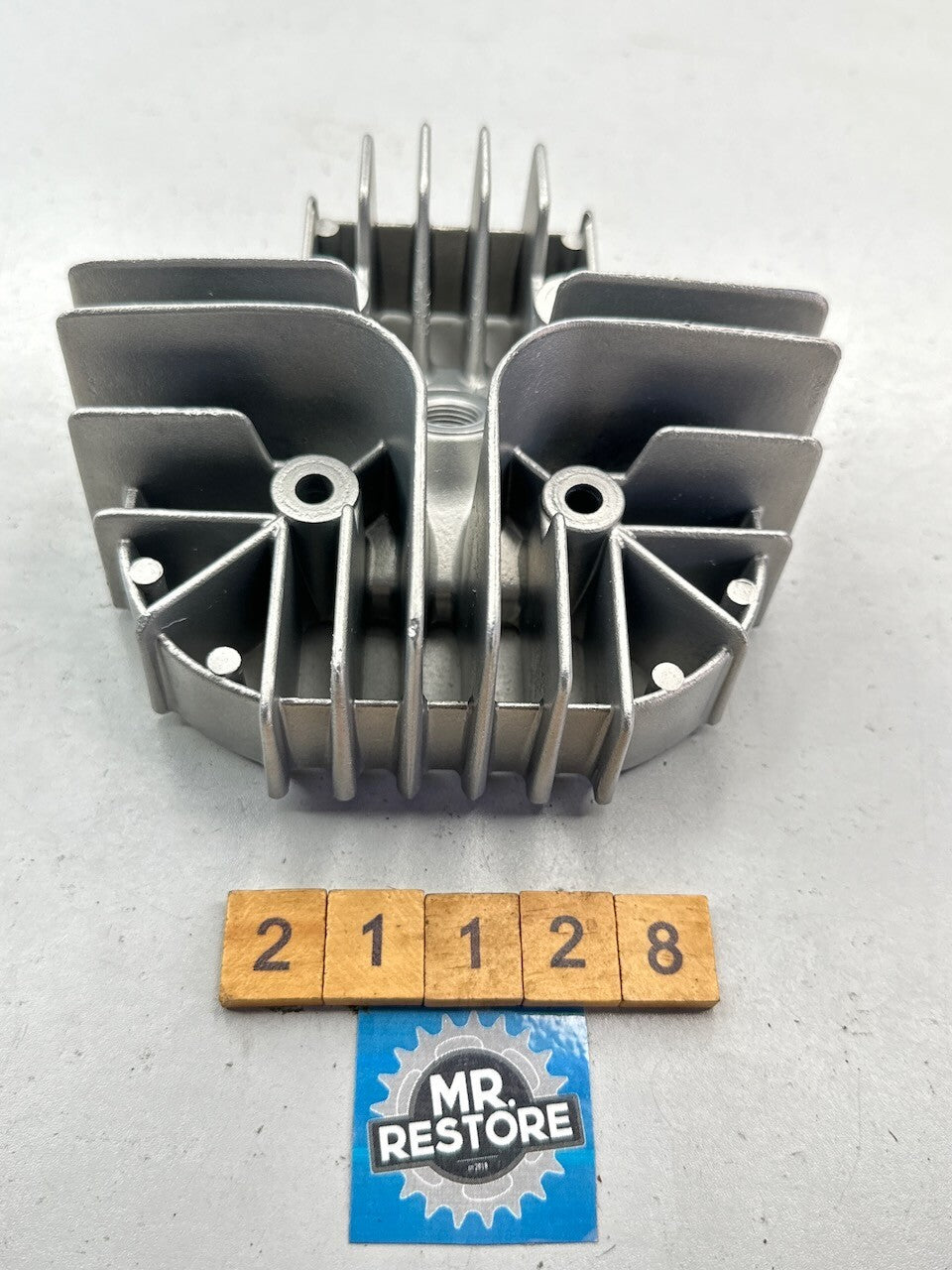 Yamaha V90T V90 T 1984 Cylinder Head