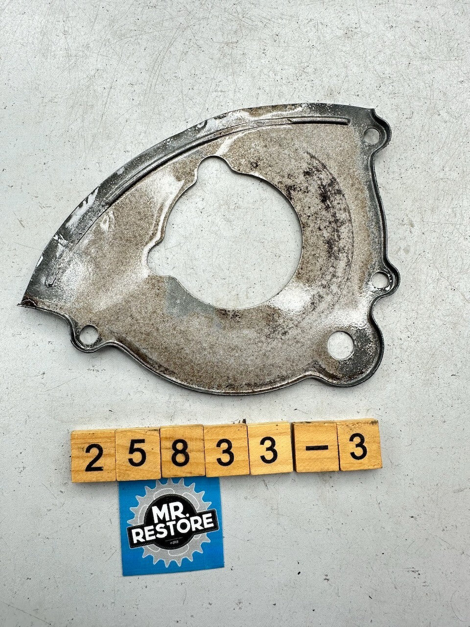 Kawasaki Z1000 KZ1000 Z900 KZ900 Z1 Engine Sprocket Cover 14024-008