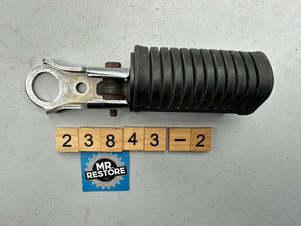 Honda CB900 Boldor CB750 Right Pillion Footrest Peg 50715-438-010