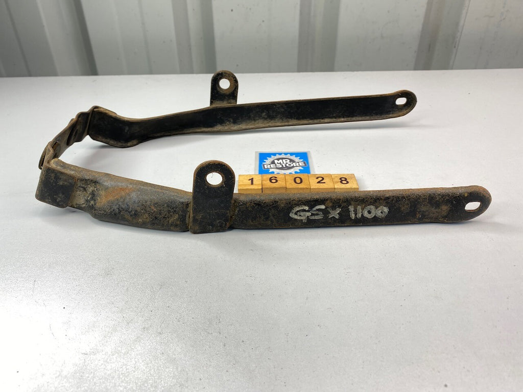 Suzuki GS1000 GS850 GSX1100 GSX750 Rear Fender Mudguard Stay Bracket 63120-49000
