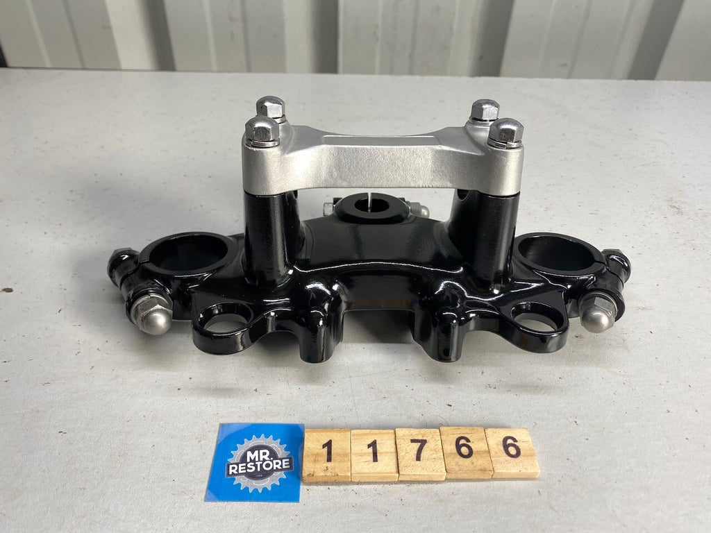 Suzuki GSX1100 Top Fork Triple Tree Clamp - Reconditioned