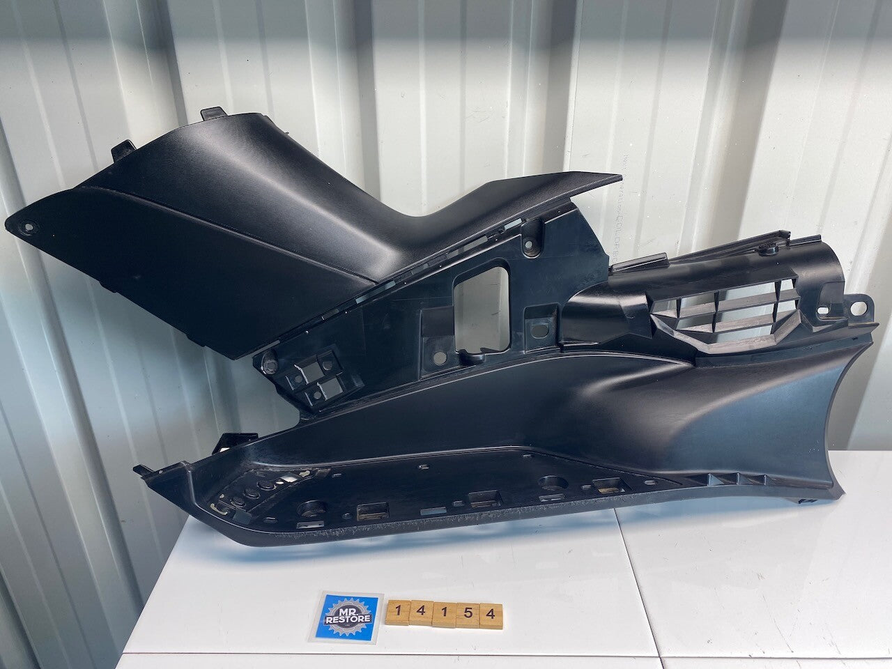 Yamaha TMAX 500XP L/H Foot rest panel 2008-2011 4B5-27481-00 - OEM