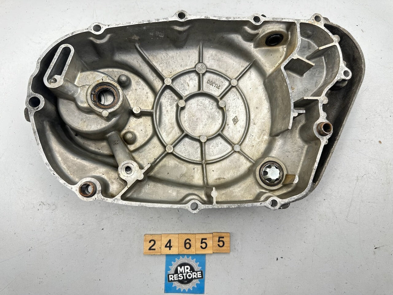 Yamaha XV250 Virago Crankcase Cover 2UJ-15421-00