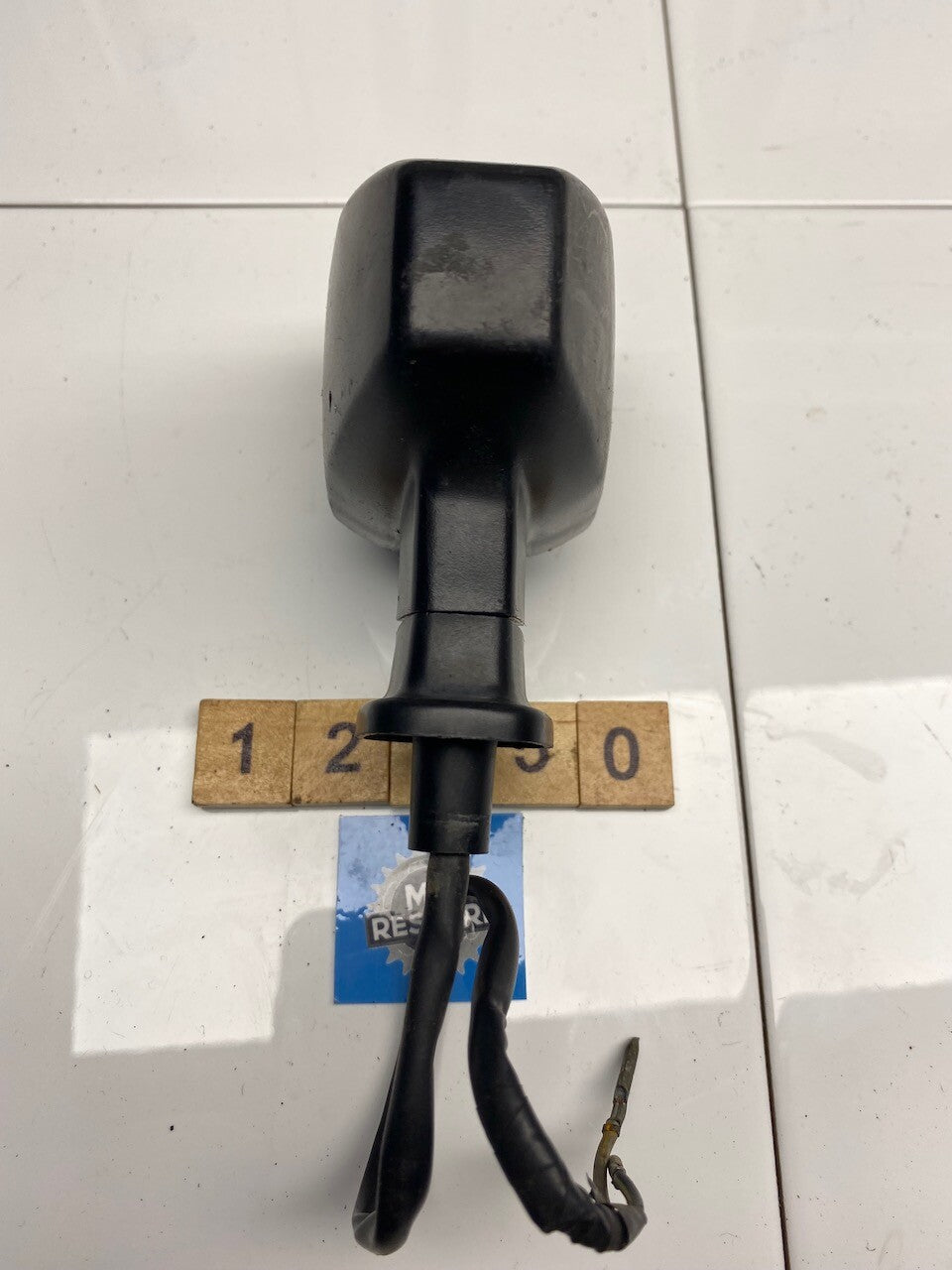 Kawasaki ZZR250 ZX2RC GPZ250 GPX250 OEM Indicator & Mount (tested)