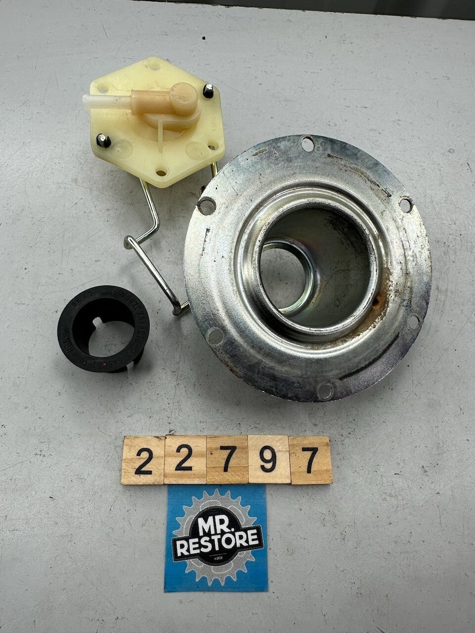 BMW R1200GS ADV '05-07' R1200GS '02-07' Fuel Filler Neck Tube 16117669354