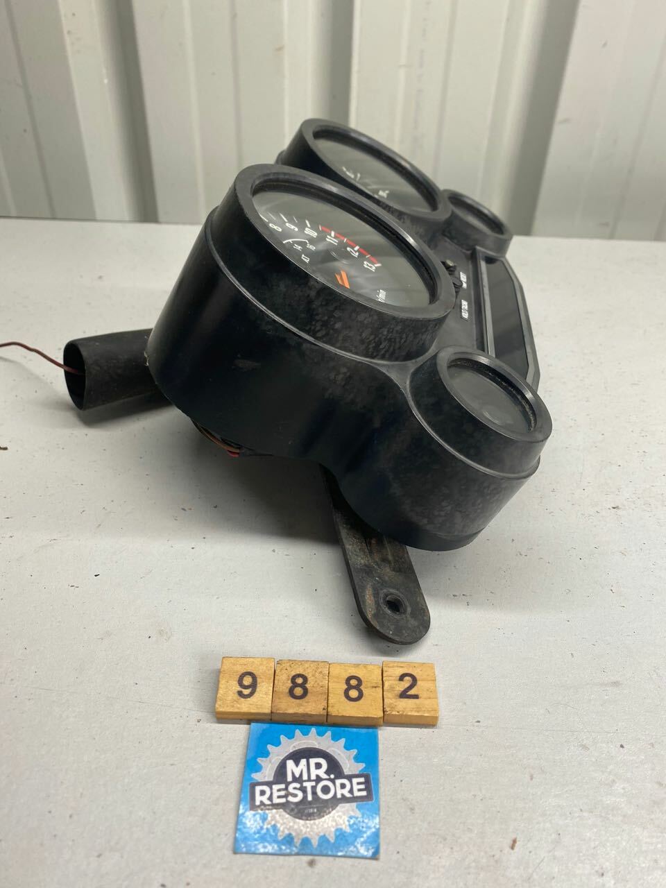 Kawasaki GPZ1000 RX Dash Speedo Tachometer Fuel Temp Bracket & Wire Loom