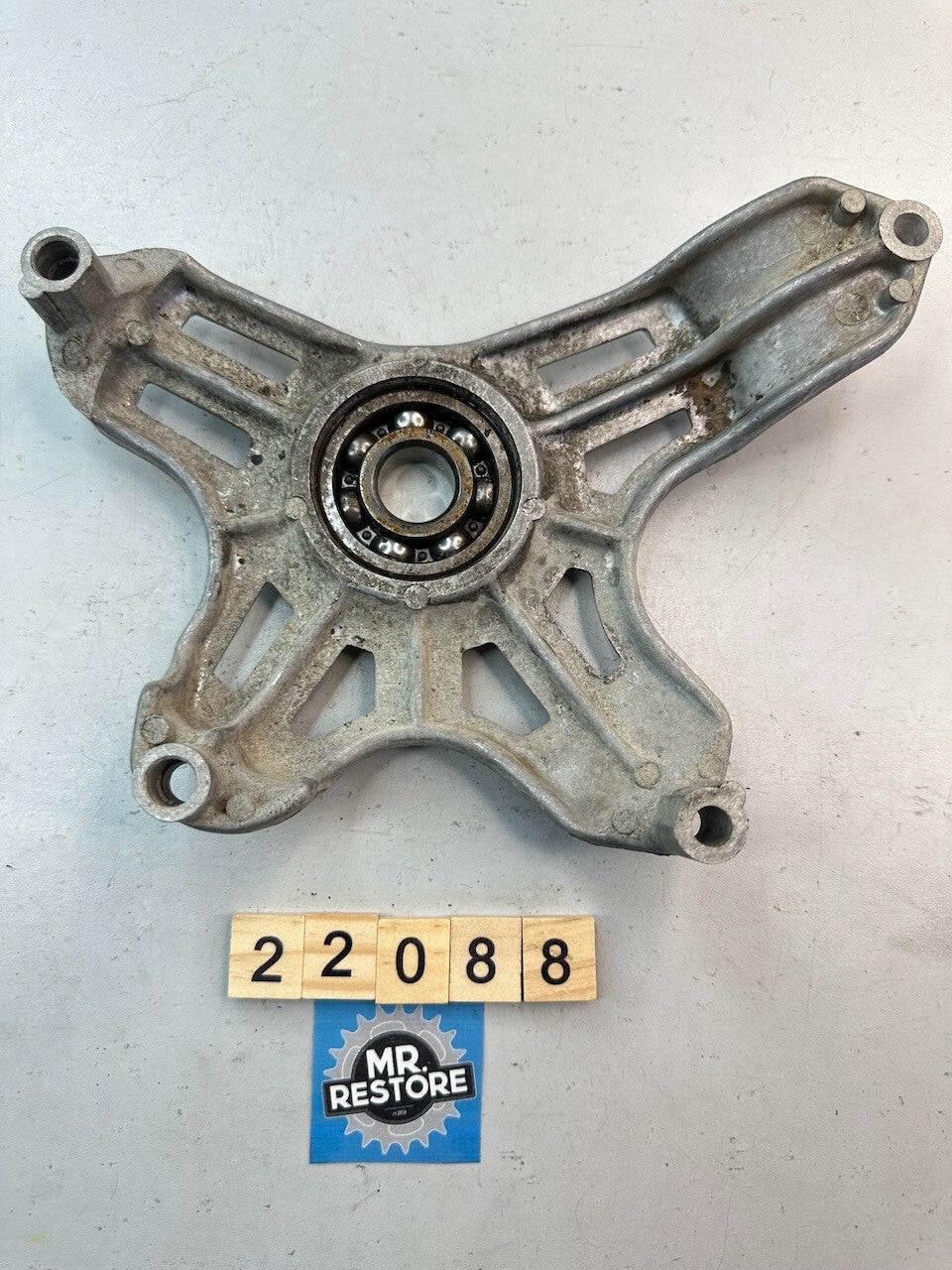 Yamaha XS750 1977-79 Clutch Bearing Housing 1J7-15442-01