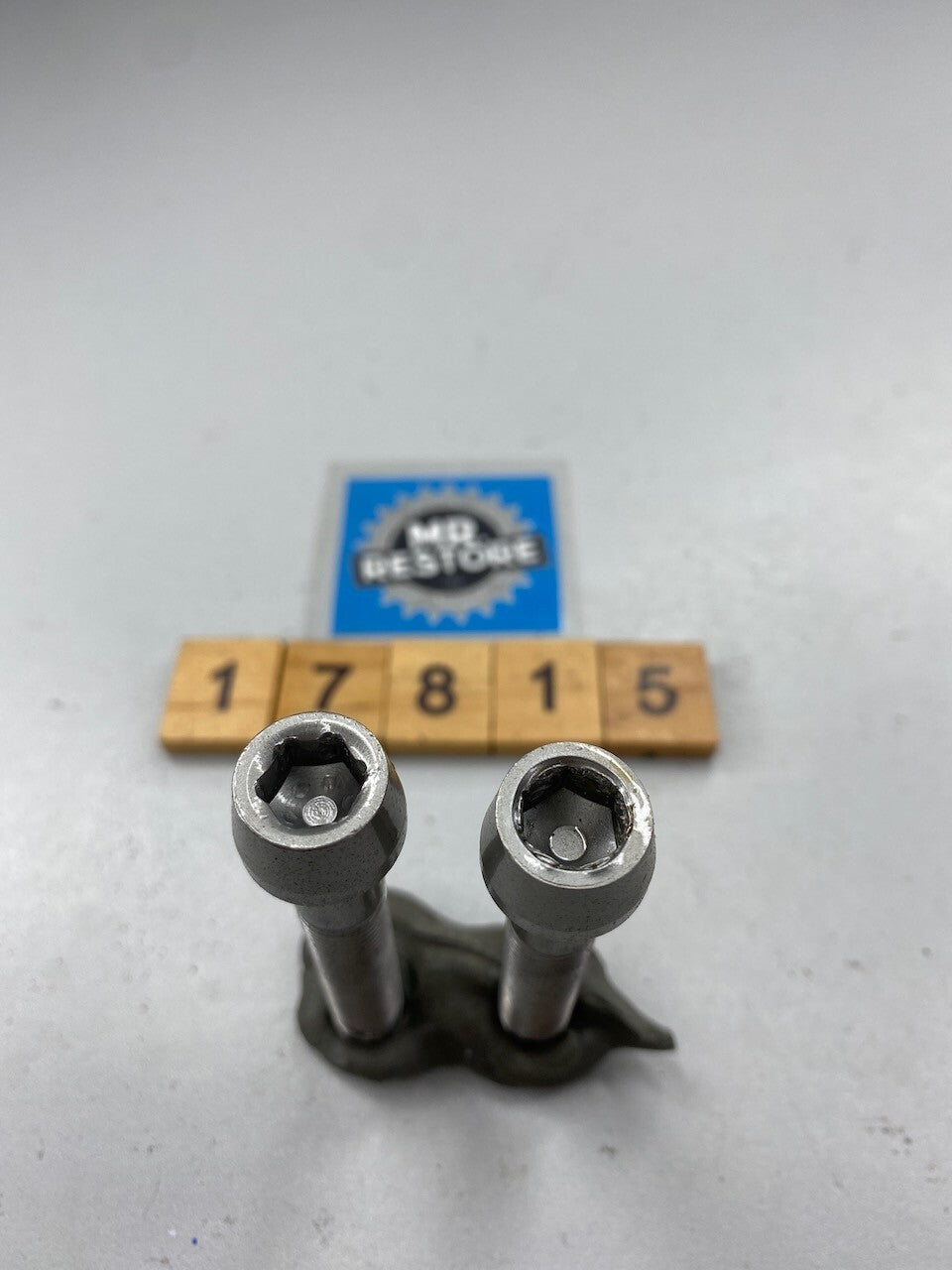 Suzuki RG500 RG400 Steering Stem Grip Bolt Pair (Rare original type) 07110-10305