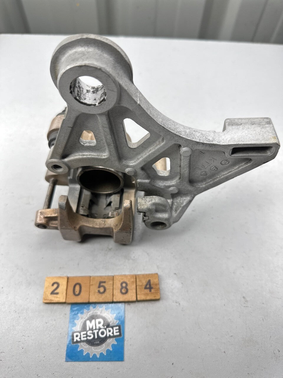 Honda CBR250R MC19 Rear Brake Caliper & Mount 45200-KY1-016