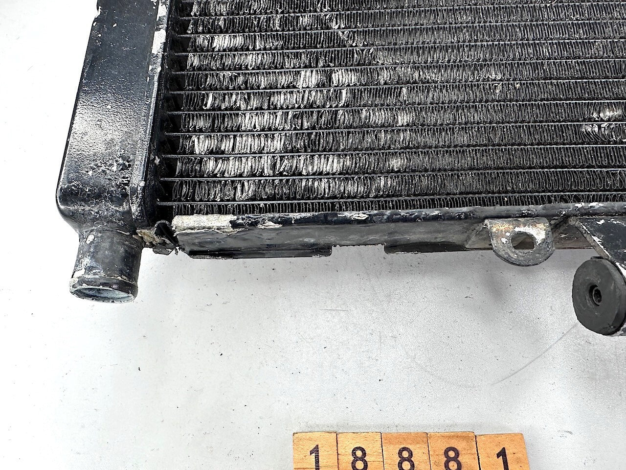 Honda CBR250RR MC22 Radiator 19010-KAZ-003
