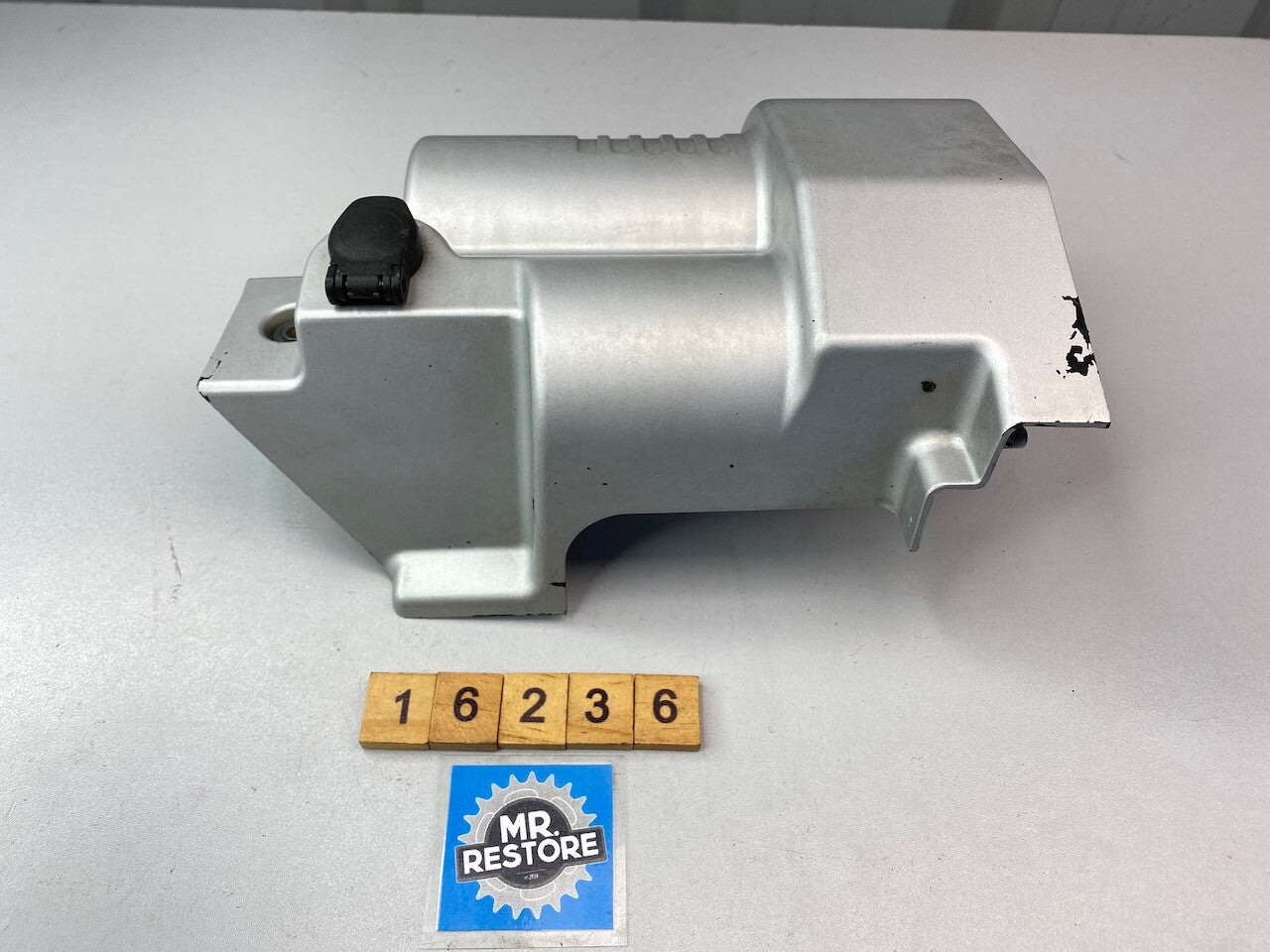 BMW R1100R R1100GS R1100RS R850R R850GS Starter Motor Cover 11 14 1 342 000