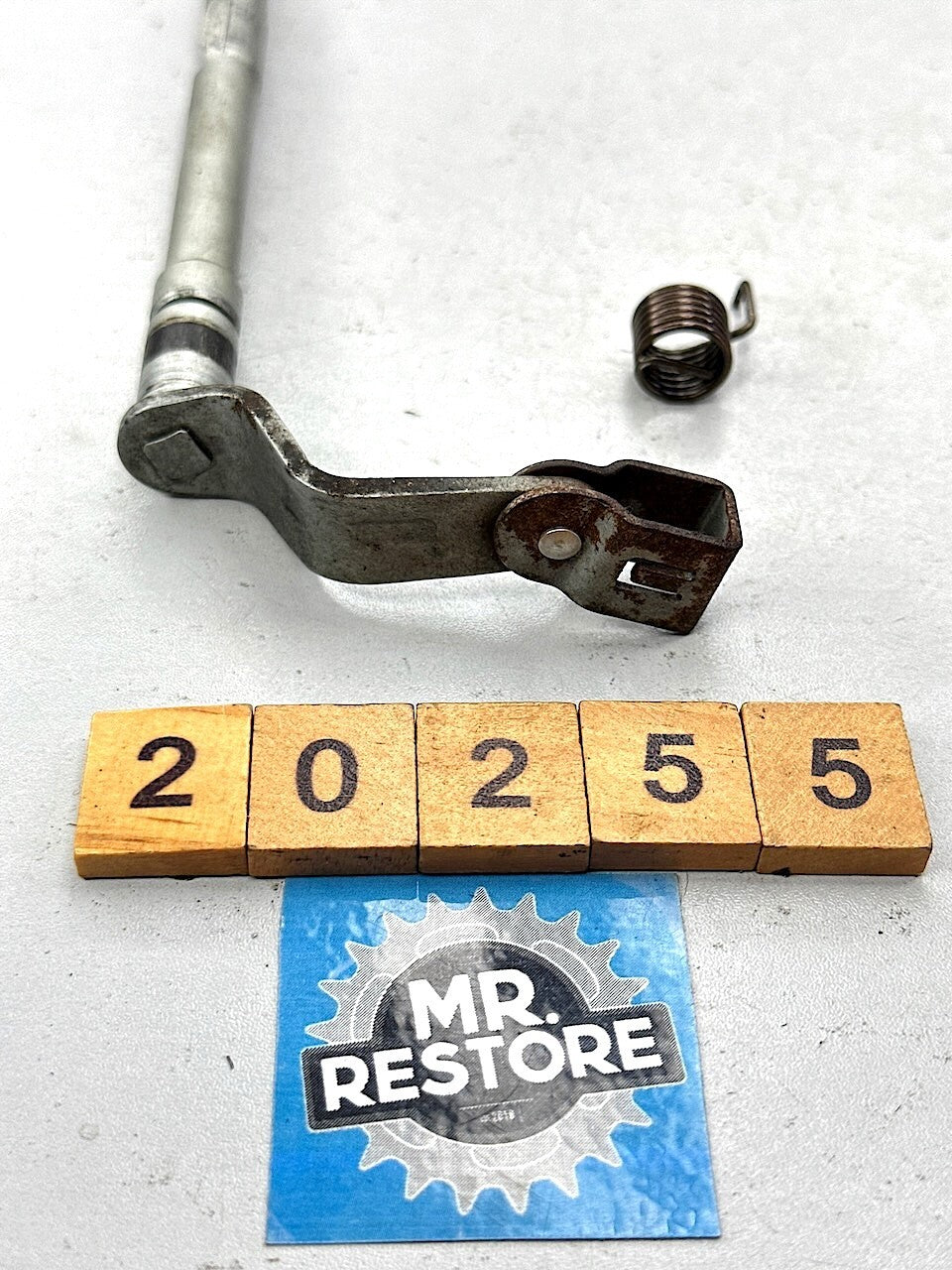 BMW F800S F800ST Release Lever 11117718059