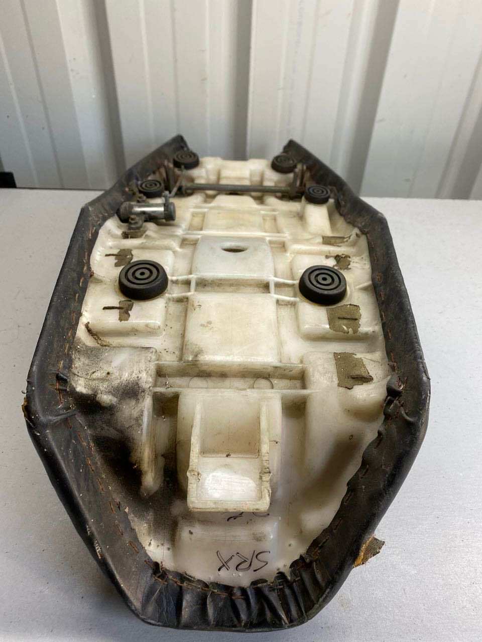 Yamaha SRX250 Seat, Lock & Latch- (No key for lock)