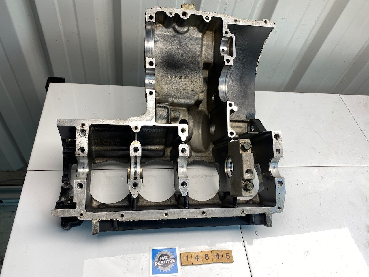 Kawasaki GPZ900R ZX900 Crank Cases