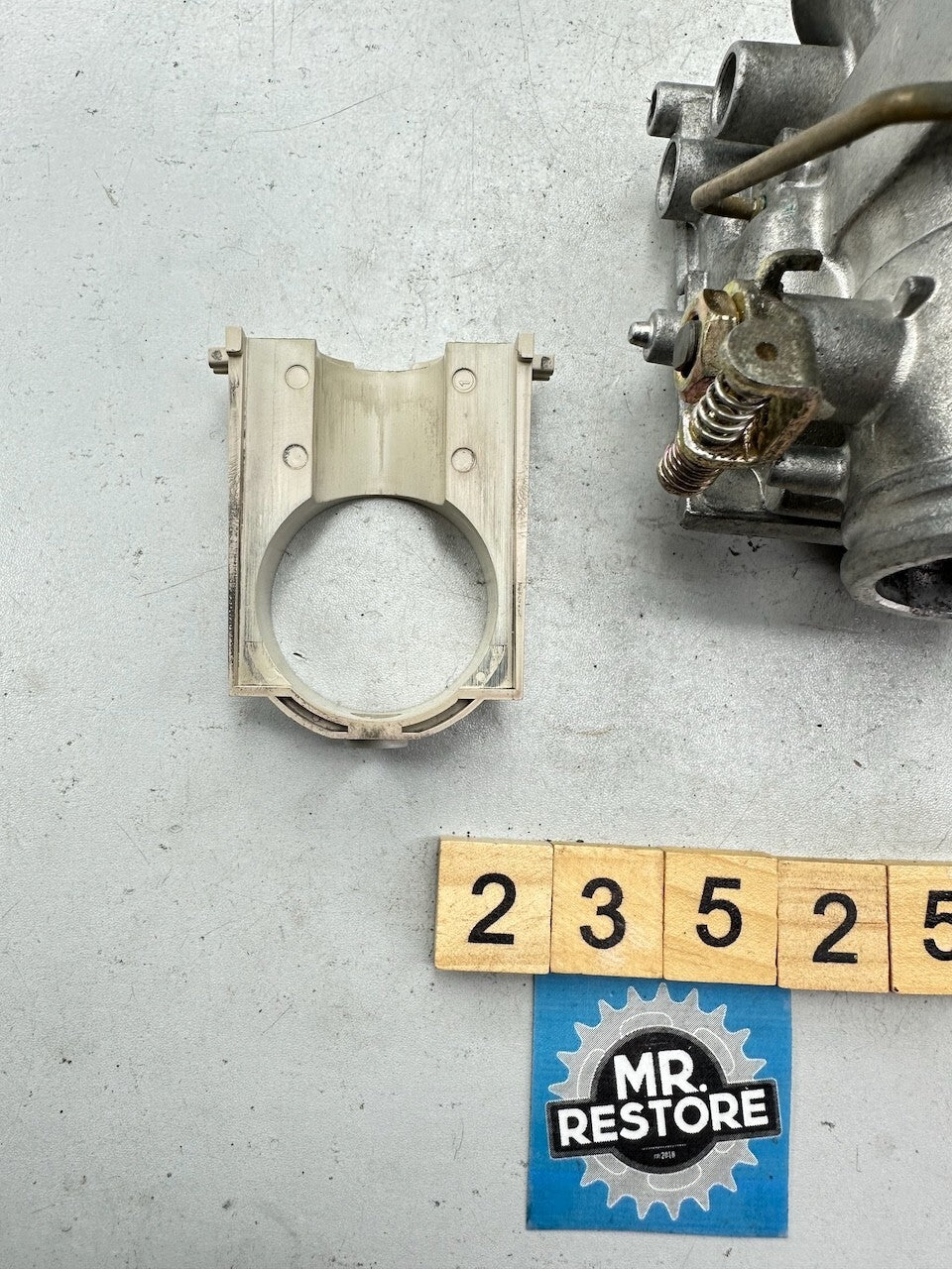 Yamaha FZR1000 '89-94' 3GM Inner Right Carburettor Carb Body & Throttle Pulley
