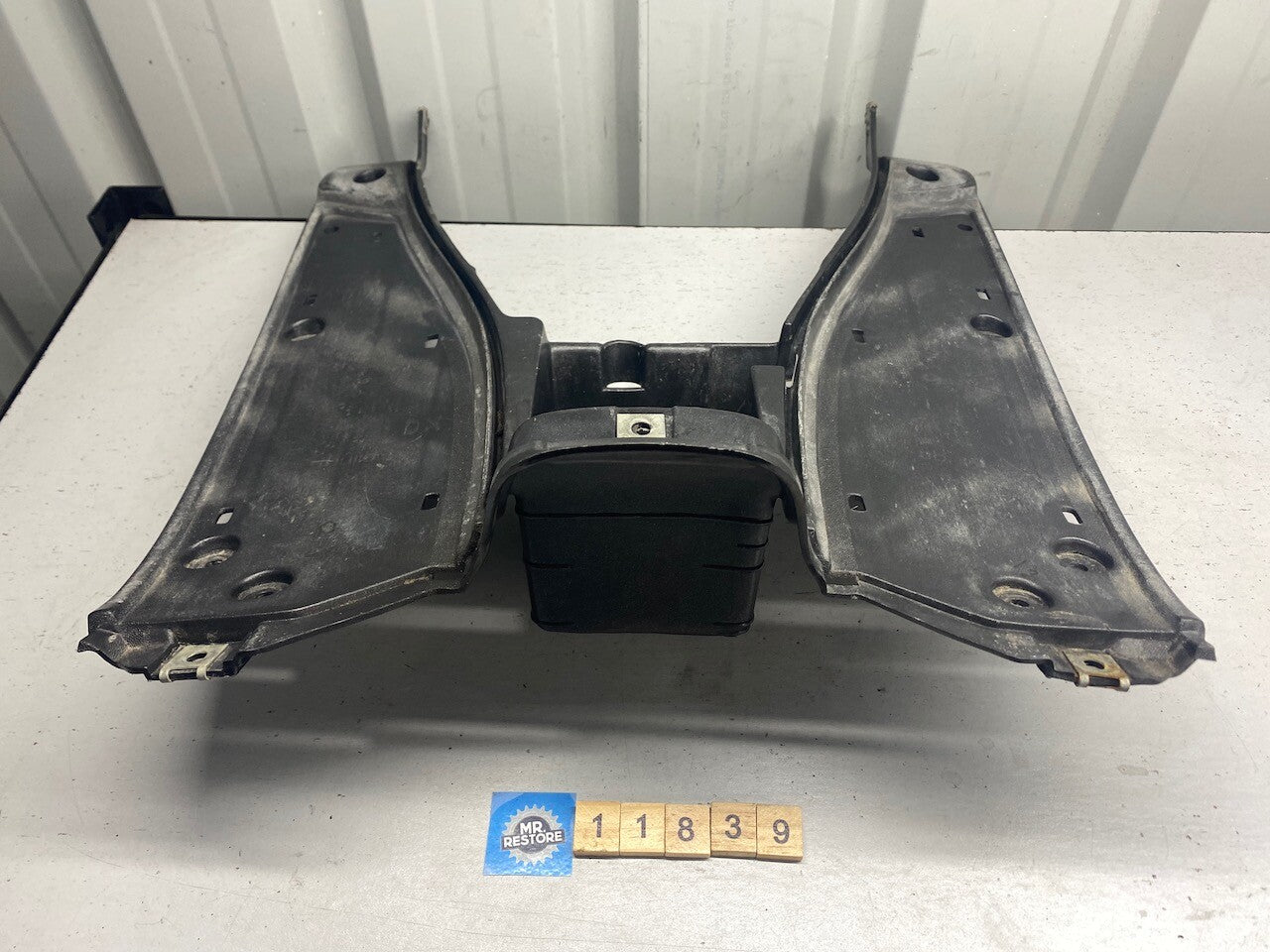 Aprilia SR50 Di-Tech Running Board & Battery Box Panel DIS.101335