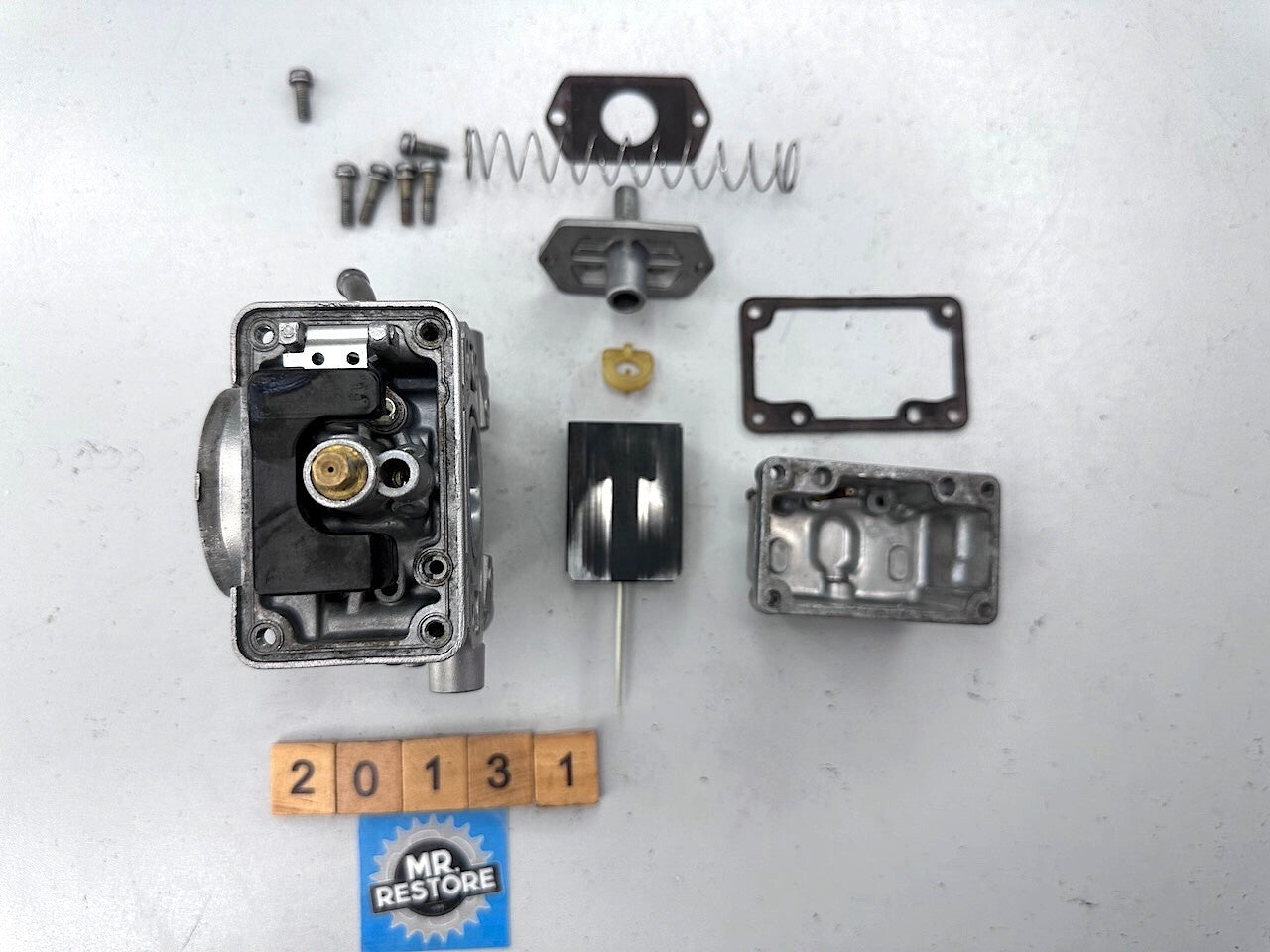 Suzuki RG500 RG400 OEM Carburettor Carb (Front left)