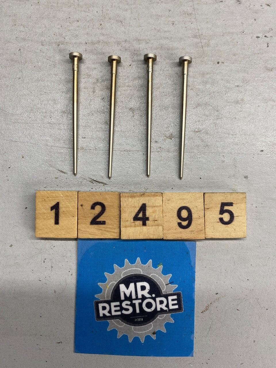 Yamaha YZF600R Thundercat Carburettor Needles (set of 4) 2 x N3FC & 2 x N1YF