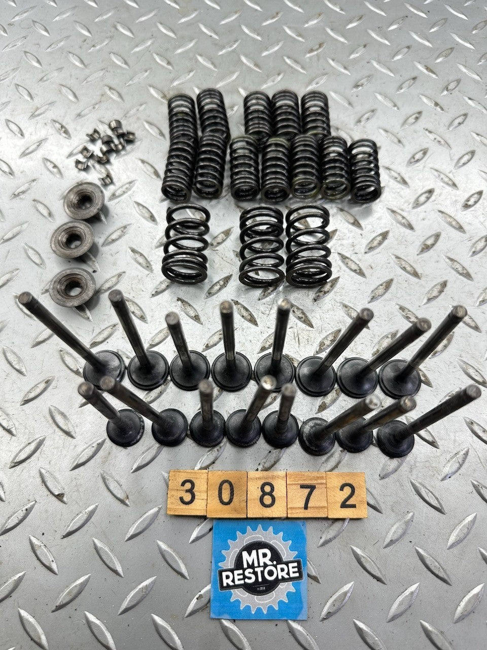 Suzuki GSX550 83-84 GSX250 82-83 GS550 83-86 Valve Rocker Arm & Shaft Set
