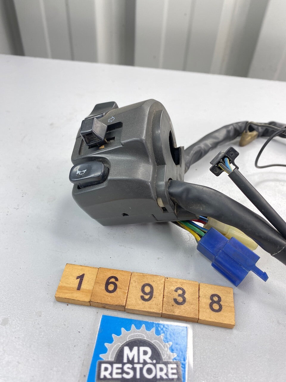 Yamaha YZF600 1996 L/H Handlebar Switch 
