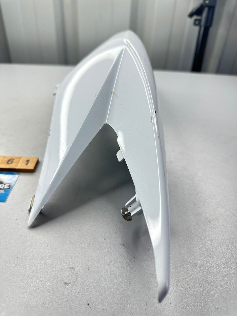 Suzuki GSXR750 GSXR600 LEFT TAIL FAIRING COVER 47811-37H