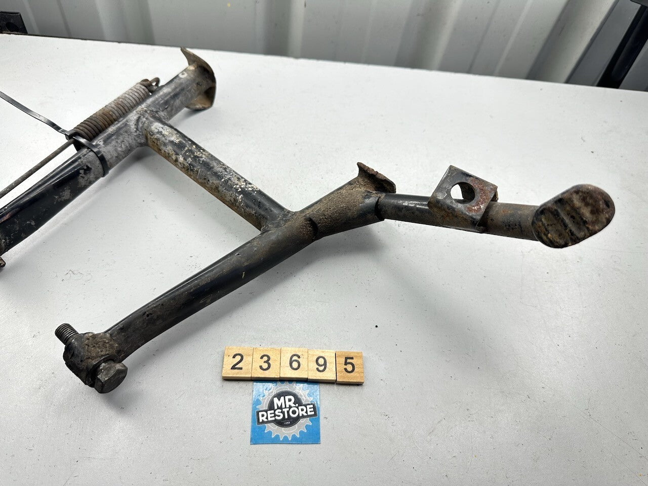 Kawasaki ZZR250 ZX250 EX250 '90-07' Centre Stand & Spring 34011-1148