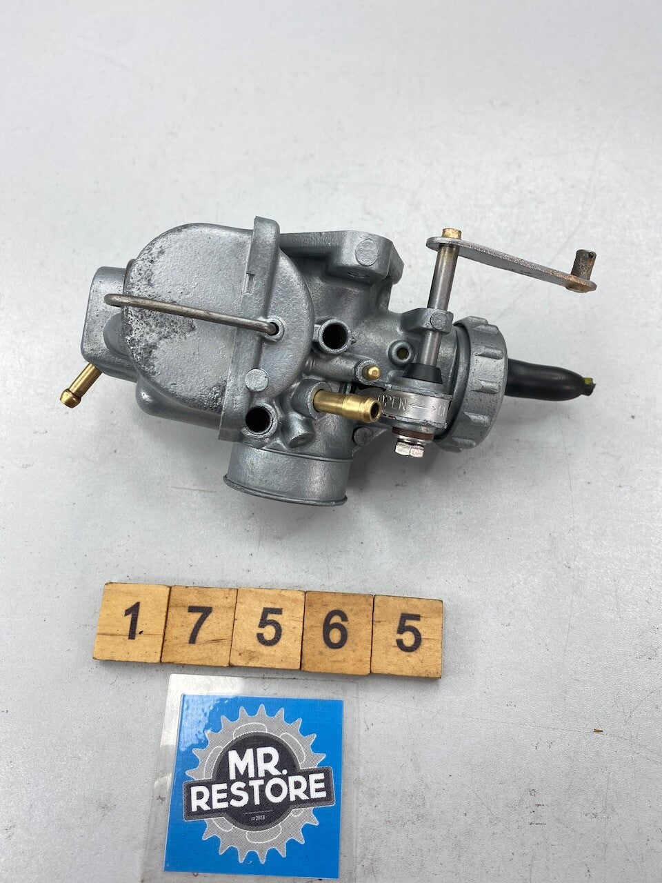 Honda CB200 Twin Right Hand Carburettor Carb 16100354004