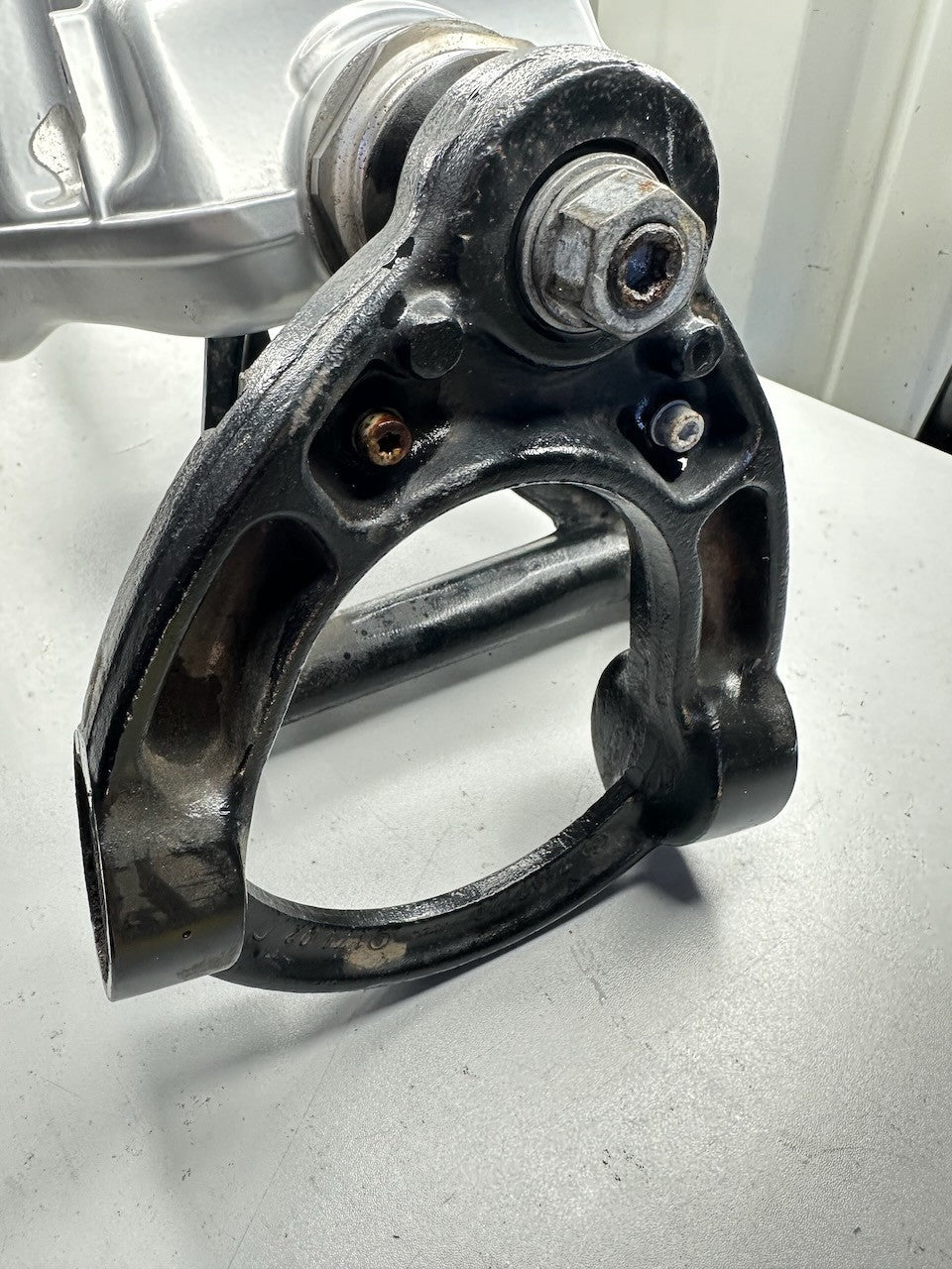 BMW K1200S '03-08' Front Suspension Wheel Carrier & Trailing Arms 7685253