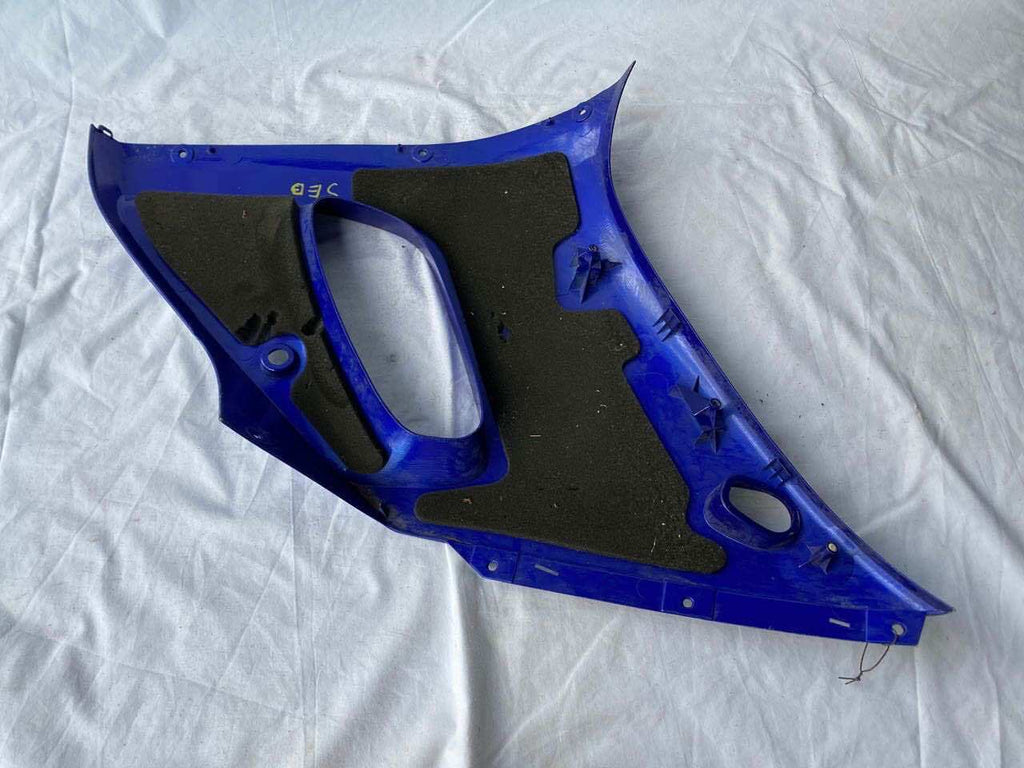 Yamaha R6 YZF 99-01 R/H Lower Fairing Panel 5EB-2835V